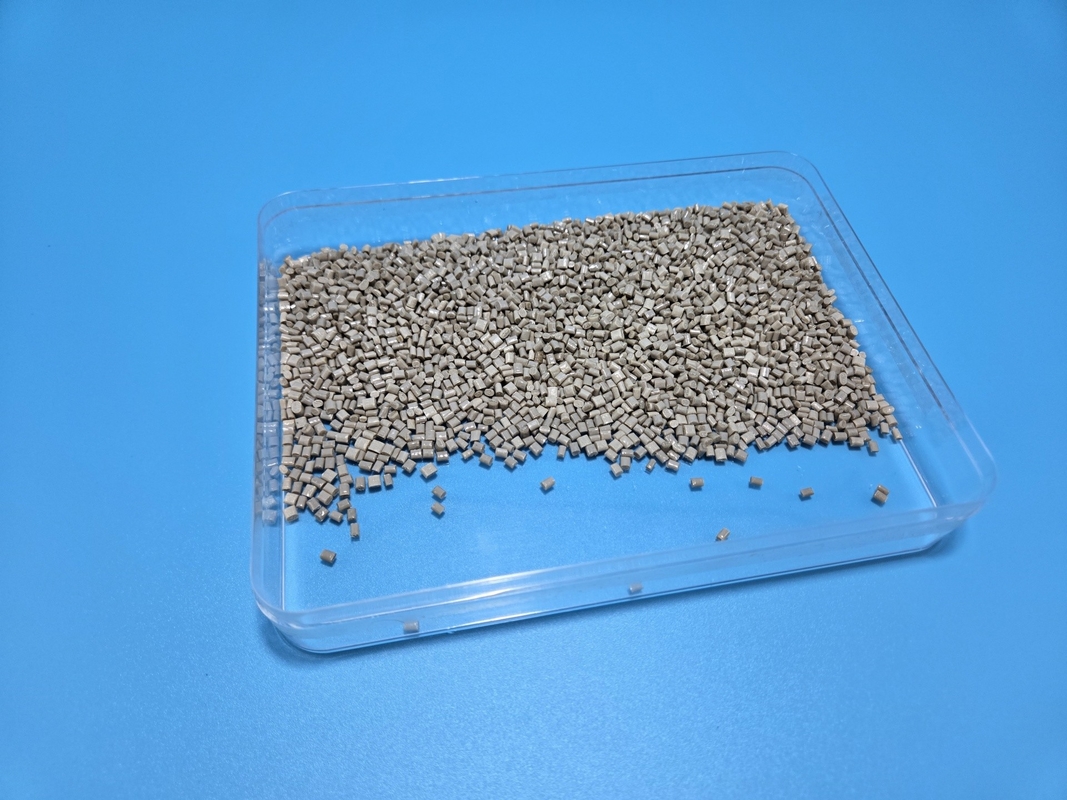 Wysokiej temperatury PEEK Pellets Temperatura topnienia 334°C Do formowania wtryskowego komponentów elektronicznych